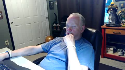 midwestdad09 online show from June 21, 11:18 pm