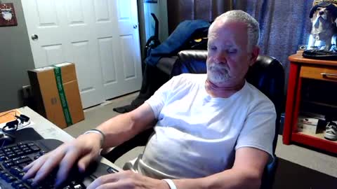 midwestdad09 online show from July 4, 6:36 pm