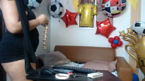 miel online show from June 13, 11:52 am