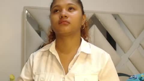 Snapshot of miel_alisha chatting on July 1, 12:18 pm miel online show from July 1, 12:18 pm