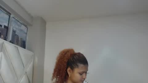 Snapshot of miel_alisha chatting on July 8, 12:31 pm miel online show from July 8, 12:31 pm