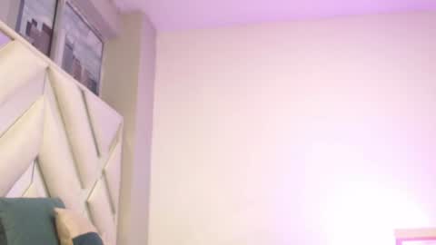 Snapshot of miel_alisha chatting on July 13, 12:41 pm miel online show from July 13, 12:41 pm