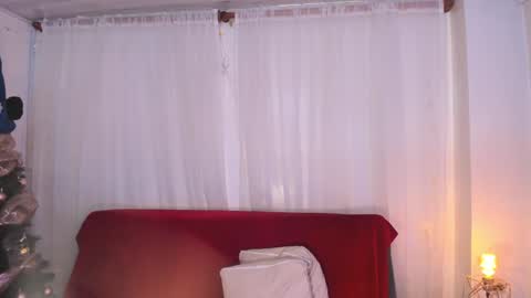 miel_gomez online show from December 28, 2:33 am