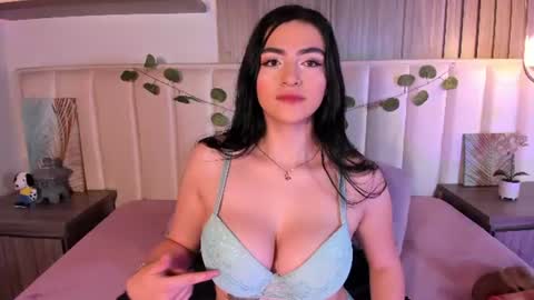 Snapshot of miel_gomez chatting on July 29, 11:08 am miel_gomez online show from July 29, 11:08 am