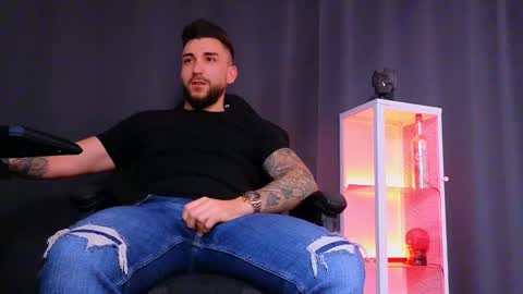 MightyAaron online show from February 12, 5:58 am