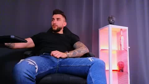 MightyAaron online show from February 13, 12:00 pm