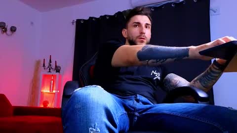 MightyAaron online show from September 10, 3:56 pm