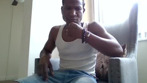 Snapshot of mightymandingo chatting on June 15, 5:48 pm Mightymandingo online show from June 15, 5:48 pm