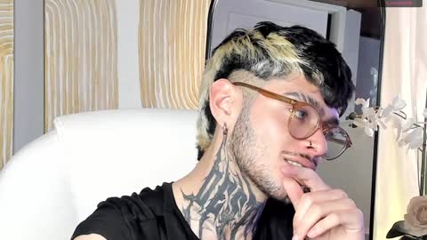 MIHAIL LEROY finally independent model online show from December 26, 10:52 pm