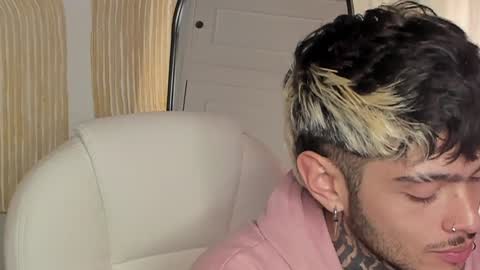 MIHAIL LEROY finally independent model online show from January 8, 2:25 am