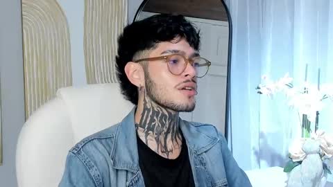 MIHAIL LEROY finally independent model online show from February 15, 12:26 am