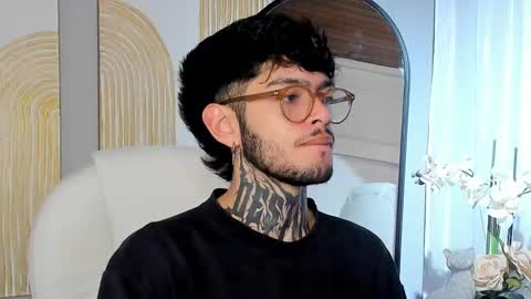 MIHAIL LEROY finally independent model online show from February 25, 12:03 am