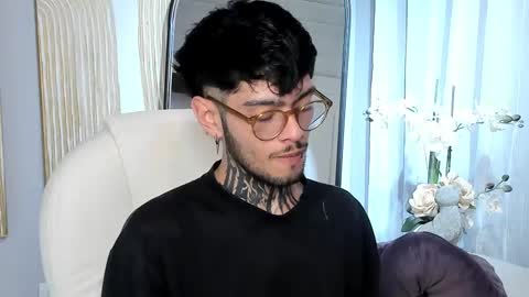 MIHAIL LEROY finally independent model online show from March 6, 2:51 am