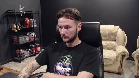 Misha Winchester online show from October 14, 4:30 pm