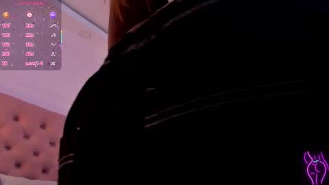 Snapshot of miia_schwarz chatting on September 20, 9:49 pm Miia Schwarz online show from September 20, 9:49 pm