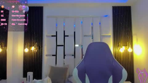 Snapshot of miia_schwarz chatting on November 21, 11:53 am Miia Schwarz online show from November 21, 11:53 am