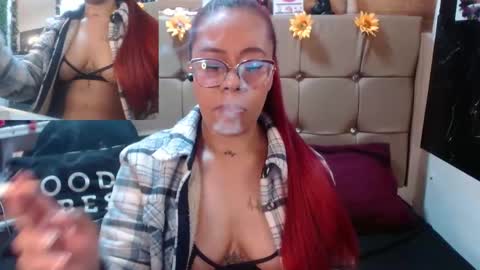 Snapshot of miia_spencer_ chatting on October 7, 4:26 pm miia online show from October 7, 4:26 pm