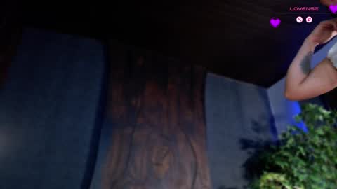 Snapshot of miia_sttone chatting on May 9, 4:23 pm miia_sttone online show from May 9, 4:23 pm