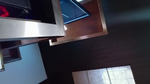 Snapshot of miia_sttone chatting on May 23, 4:33 pm miia_sttone online show from May 23, 4:33 pm