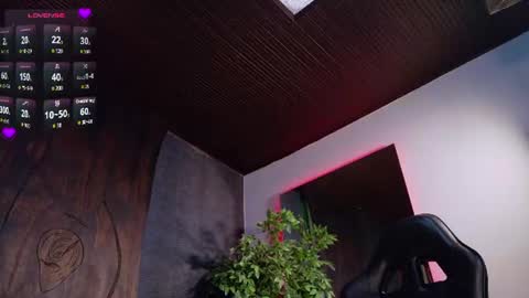 miia_sttone online show from July 31, 4:50 pm