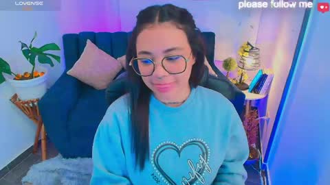 Snapshot of miiaa7_ chatting on June 6, 12:43 pm Ma is my name I invite you to check out my wish list for my birthday online show from June 6, 12:43 pm