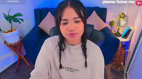 Snapshot of miiaa7_ chatting on June 24, 12:48 pm Ma is my name I invite you to check out my wish list for my birthday online show from June 24, 12:48 pm