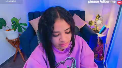 Snapshot of miiaa7_ chatting on July 12, 9:50 pm Ma is my name I invite you to check out my wish list for my birthday online show from July 12, 9:50 pm