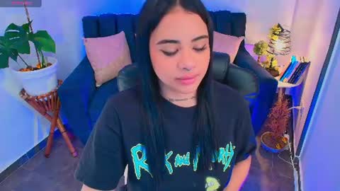 Snapshot of miiaa7_ chatting on July 20, 2:08 pm Ma is my name I invite you to check out my wish list for my birthday online show from July 20, 2:08 pm