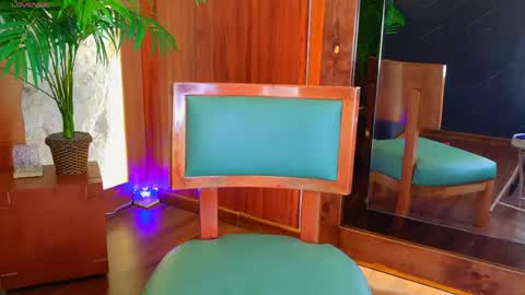  CALL ME MIA  online show from April 13, 4:01 pm