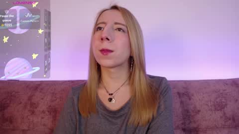 Snapshot of miiaa_doll chatting on November 22, 2:43 am MIIA online show from November 22, 2:43 am