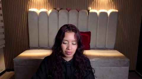 Snapshot of miiaa_evans1 chatting on June 11, 12:32 am miiaa_evans1 online show from June 11, 12:32 am