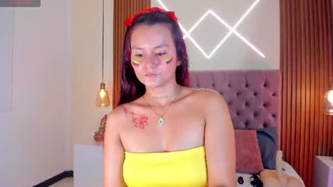 Snapshot of miiaa_jones chatting on June 23, 4:16 pm Mia online show from June 23, 4:16 pm