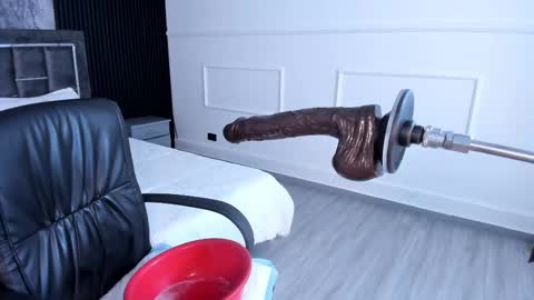 Snapshot of miiaamonroee chatting on March 3, 11:14 pm Mia Monroe online show from March 3, 11:14 pm