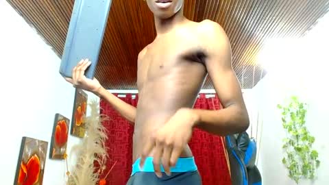 Snapshot of miilo18 chatting on March 5, 9:11 pm milo online show from March 5, 9:11 pm