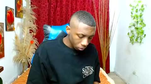 Snapshot of miilo18 chatting on March 13, 8:48 pm milo online show from March 13, 8:48 pm