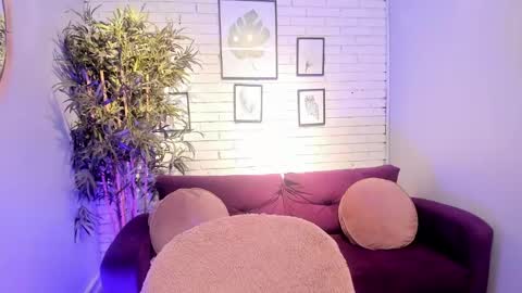 miilu  online show from February 25, 6:58 am