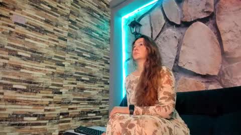 miiss_evaa online show from December 3, 11:19 am