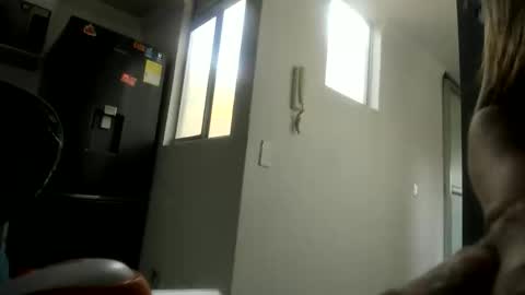 Snapshot of miiss_samantha chatting on November 7, 3:23 pm miiss_samantha online show from November 7, 3:23 pm