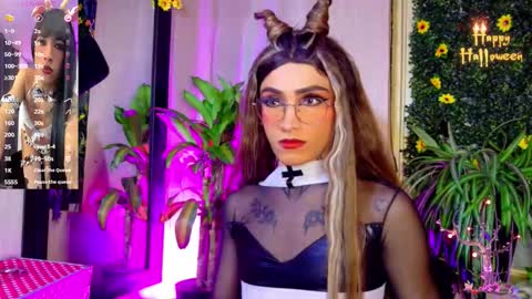 mikaelarangel online show from October 10, 3:05 am