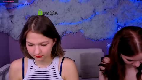 Snapshot of mikameovv chatting on June 19, 7:06 pm Mika online show from June 19, 7:06 pm