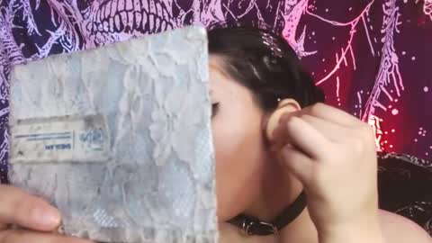 Mika online show from November 14, 9:24 pm