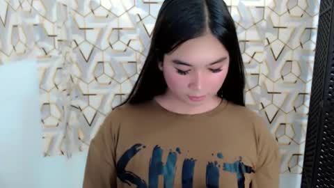 Snapshot of mikayla_slut chatting on October 12, 6:12 am Kyla online show from October 12, 6:12 am