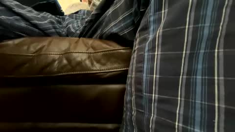 mike26051 online show from March 4, 4:09 pm