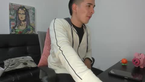 mike3xxx online show from November 6, 3:07 am