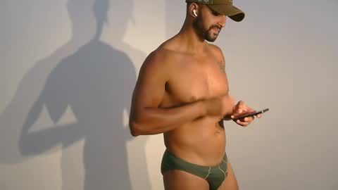 Snapshot of mike4fun99 chatting on June 6, 2:38 am mike online show from June 6, 2:38 am