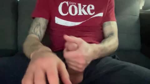 anonguy1910324 online show from January 16, 6:50 am