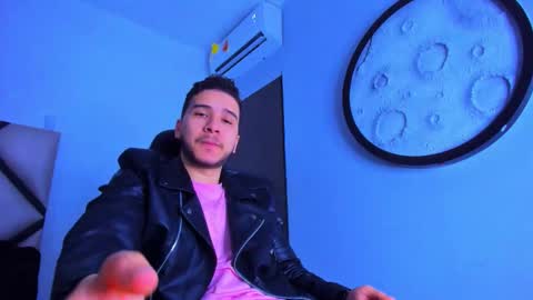 Mike  online show from January 8, 11:56 am