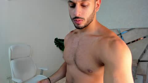 Mike Belle online show from December 10, 10:37 pm