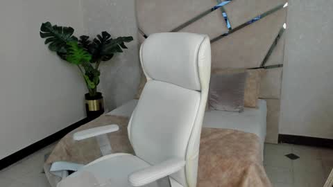 Mike Belle online show from December 21, 1:58 am