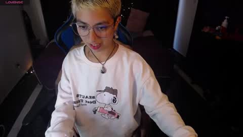 Snapshot of mike_bj chatting on December 15, 7:07 pm mike_bj online show from December 15, 7:07 pm